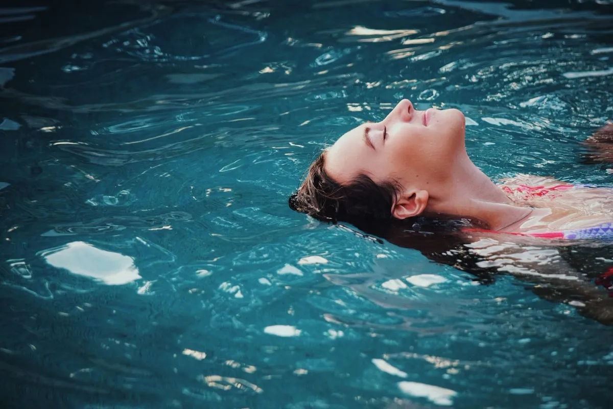 Small Backyard? There’s a Fiberglass Swimming Pool For That.