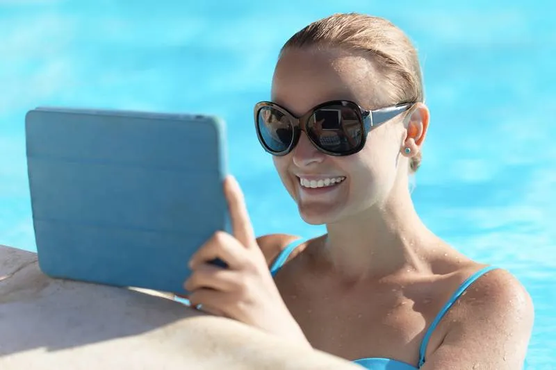 Top Types of Waterfalls and Water Features Best for Fiberglass Swimming Pools